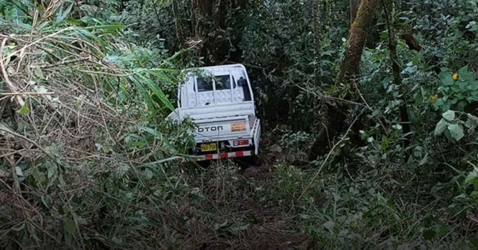 Luya: Volcadura de un furgón deja heridos en el sector Amia cerca a Congón