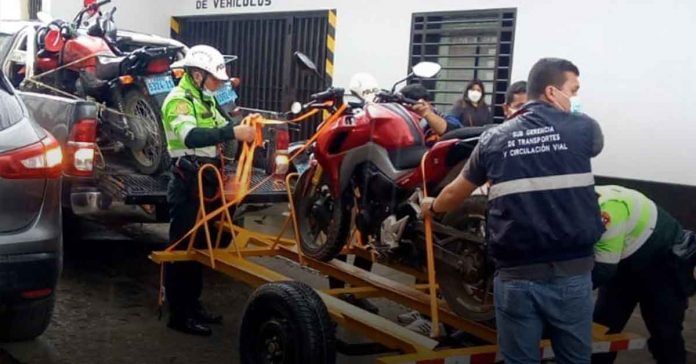 Chachapoyas: Internan 12 motocicletas estacionadas en zona rígida
